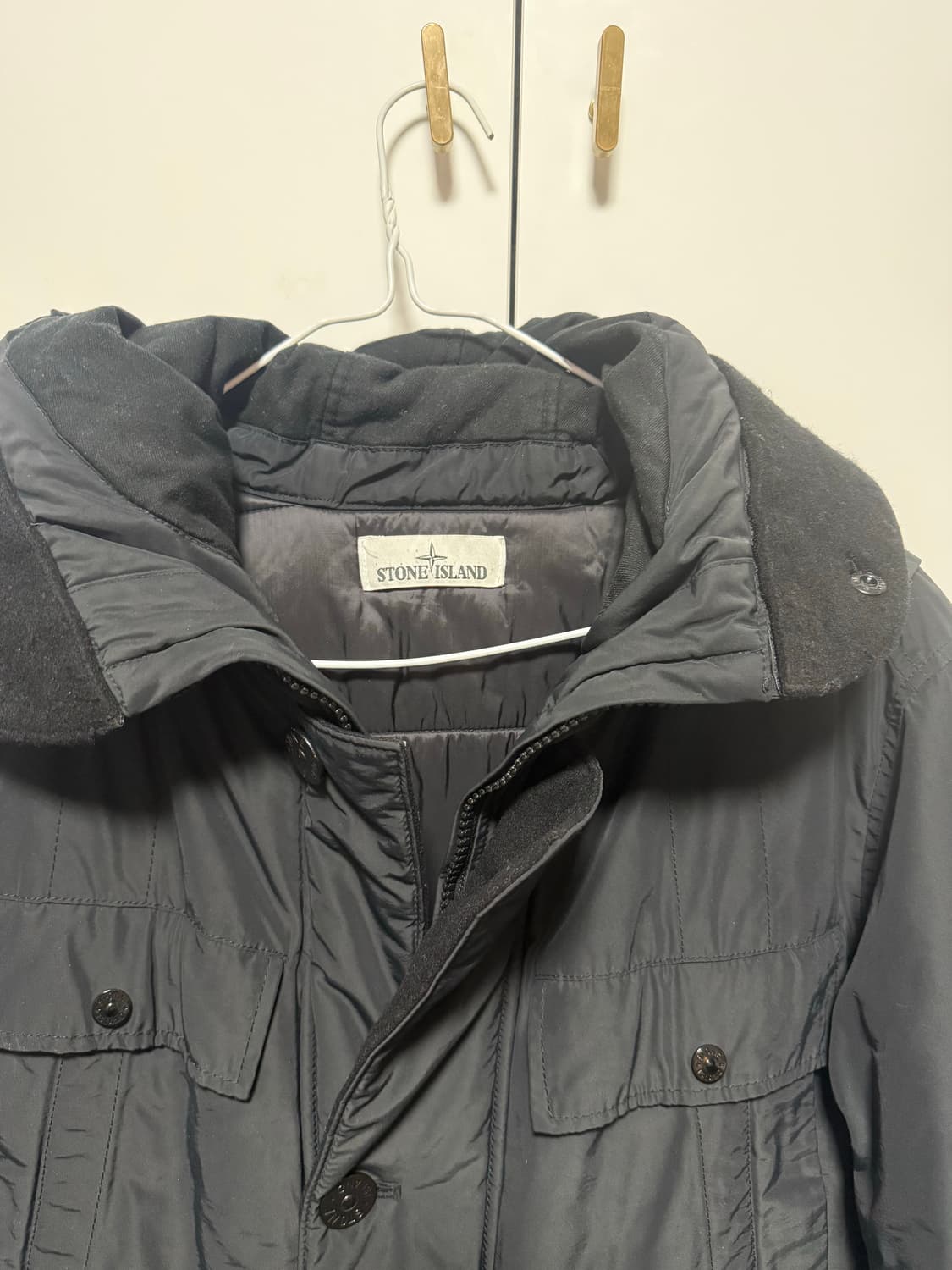 스톤아일랜드 마이크로렙스 패딩 블랙 xl 상품이미지2