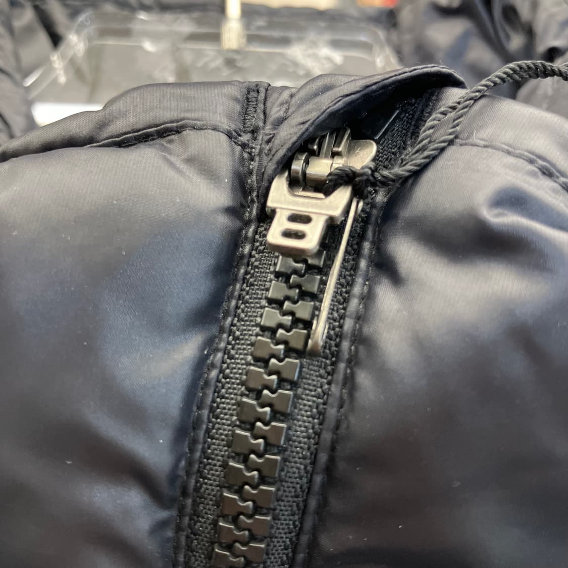 나이키 ACG 패딩 조끼 블랙 M 상품이미지5