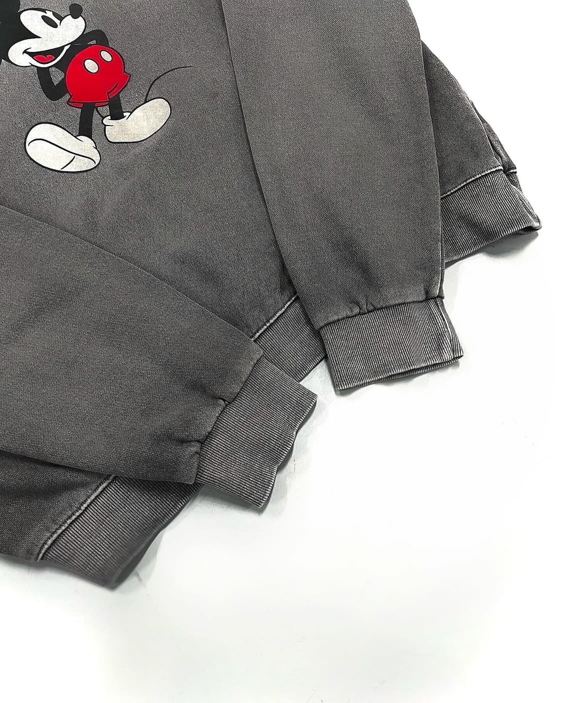 디즈니 미키마우스 빈티지 피그먼트 워싱 스웻셔츠 맨투맨 상품이미지6