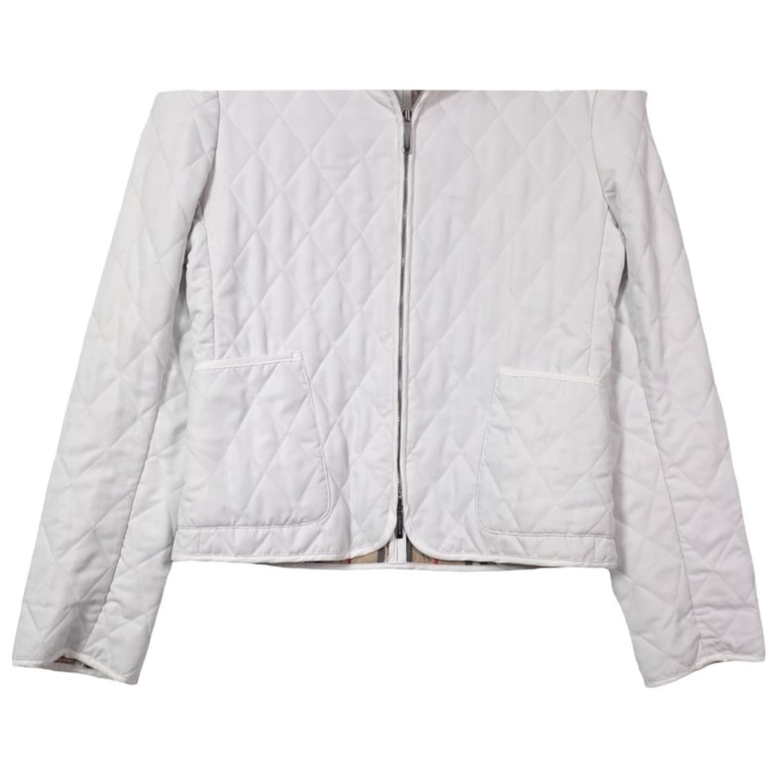 버버리 런던 노바체크 안감 화이트 다이아몬드 퀼팅 자켓 상품이미지4
