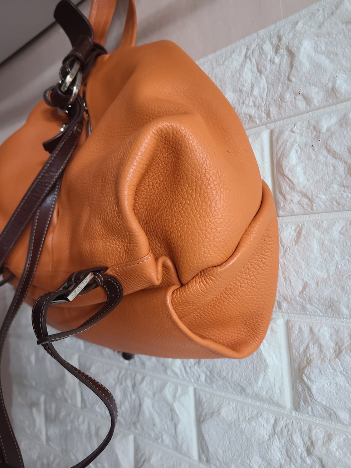 SODA 오렌지 가죽 백팩 상품이미지6