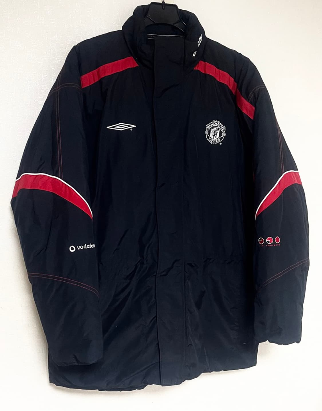 엄브로 맨유 01/03 스타디움 패딩 자켓 상품이미지5