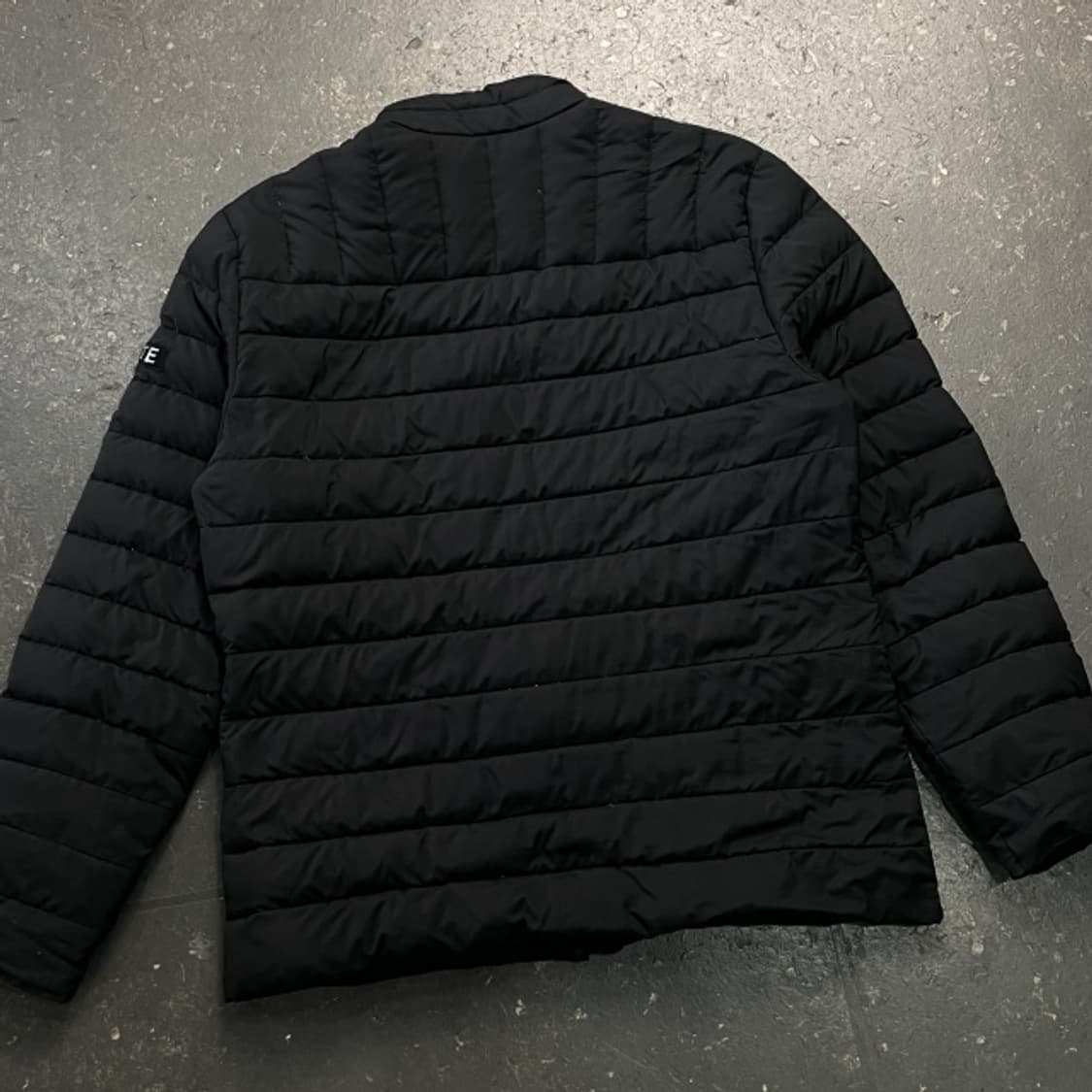 105 데상트 경량패딩  상품이미지5