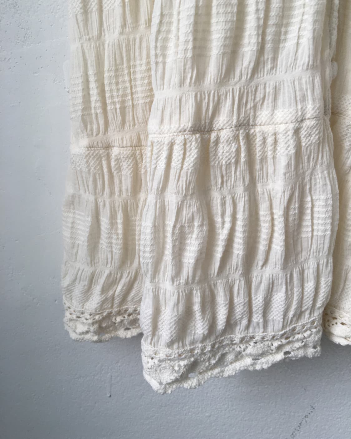 Crochet trimming layer sleeveless onepie 상품이미지5