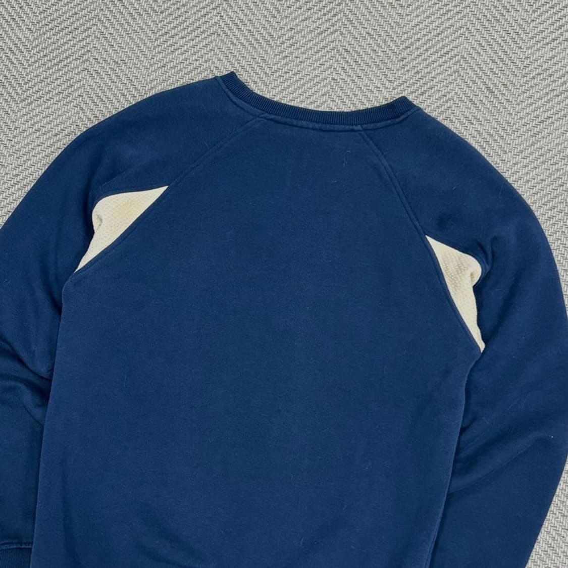 아디다스 빅로고 스웻셔츠 v1136 상품이미지4