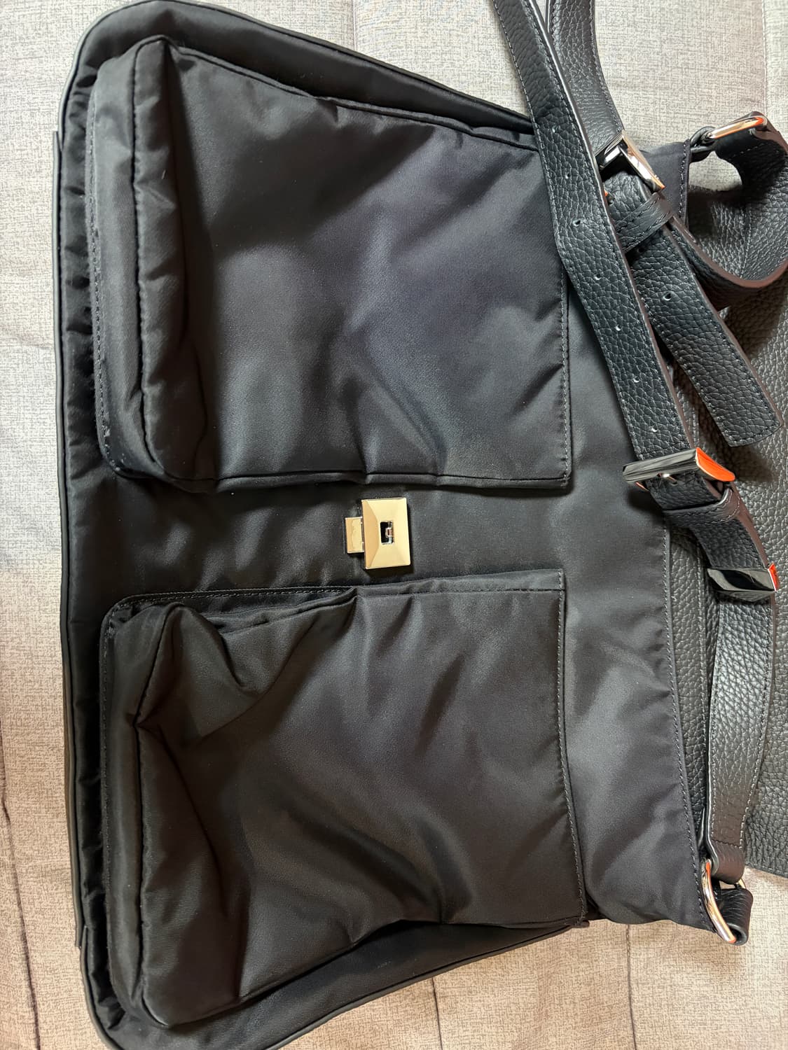 포커페이스 웨스턴 메신저백 상품이미지4