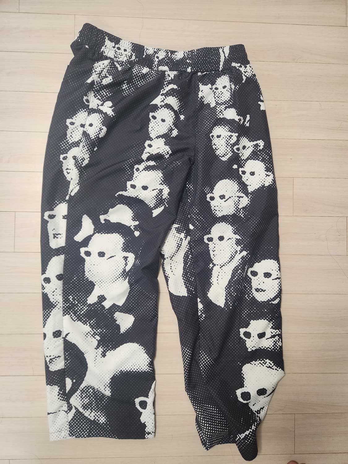 차이나타운 마켓 씨어터 그래픽 팬츠 상품이미지1