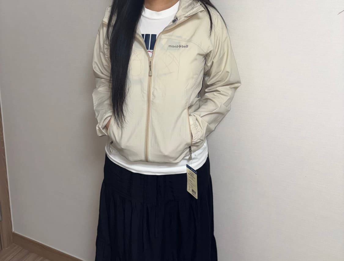 착용샷O) 일본 몽벨 바람막이 s 새상품 상품이미지3