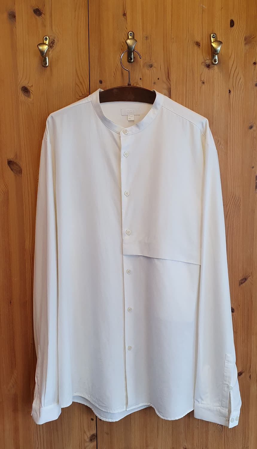 105.COS 화이트 세미오버셔츠 상품이미지2