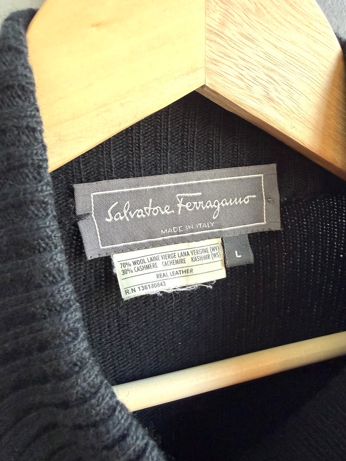 .L/ 페라가모 스웨이드 캐시미어 니트 집업 상품이미지7