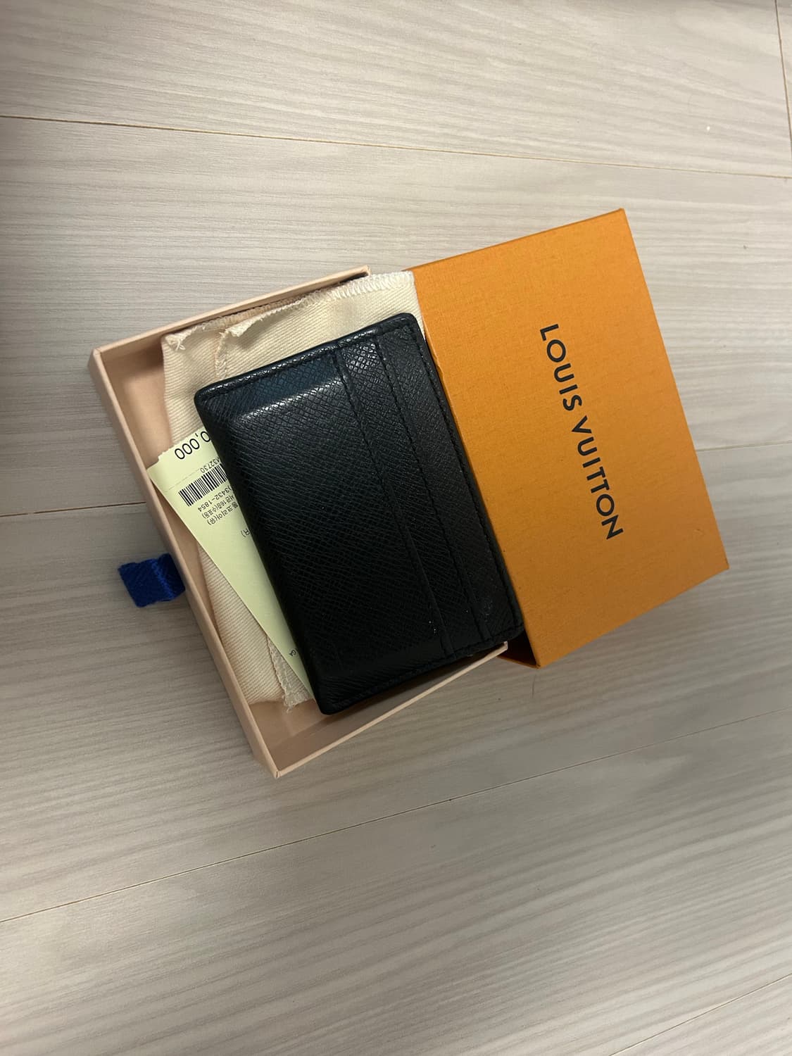 루이비통 블랙 타이가 레더 카드지갑 m32730 상품이미지4