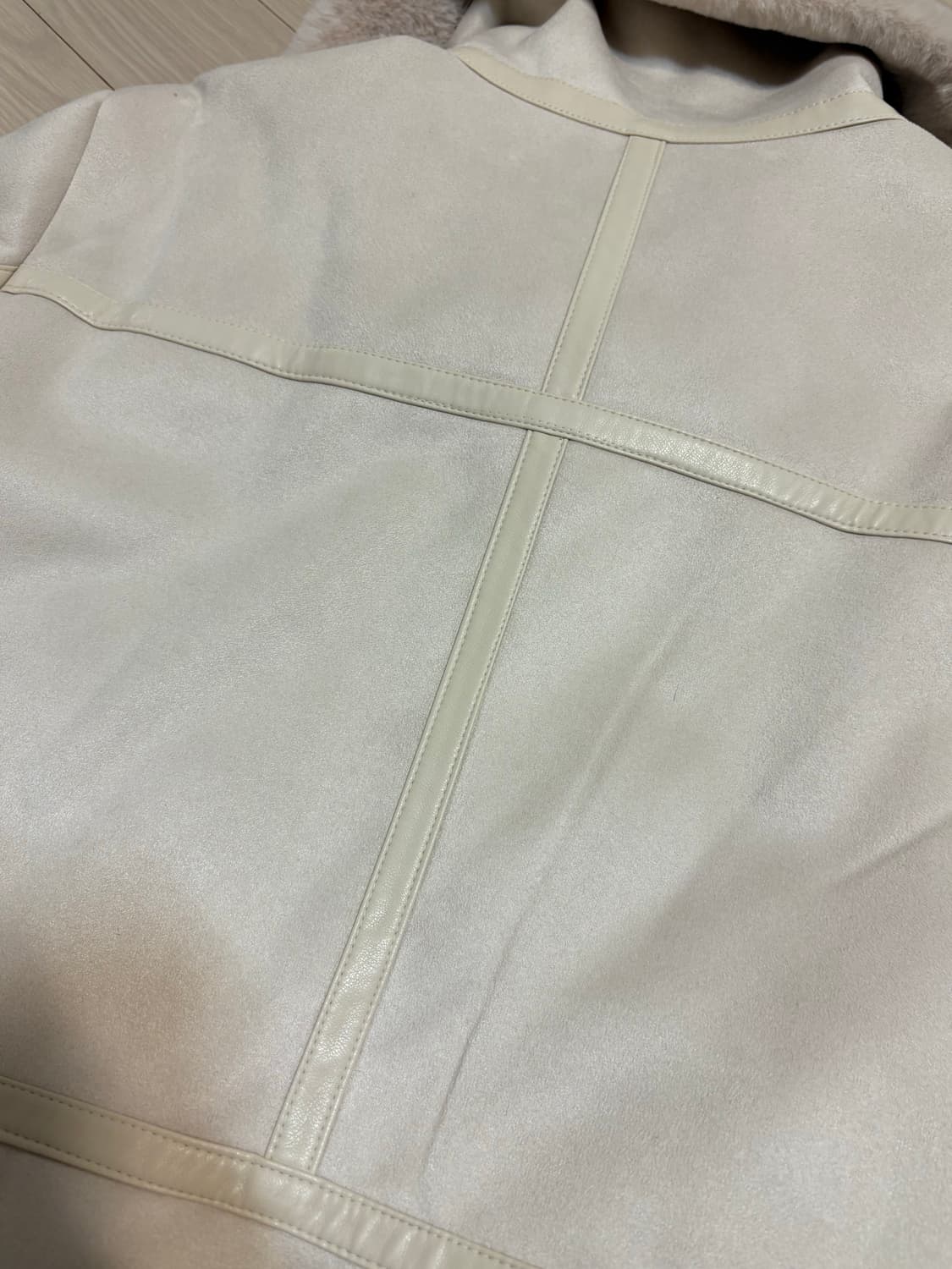 로엠 빅카라 무스탕 L 아이보리 상품이미지7