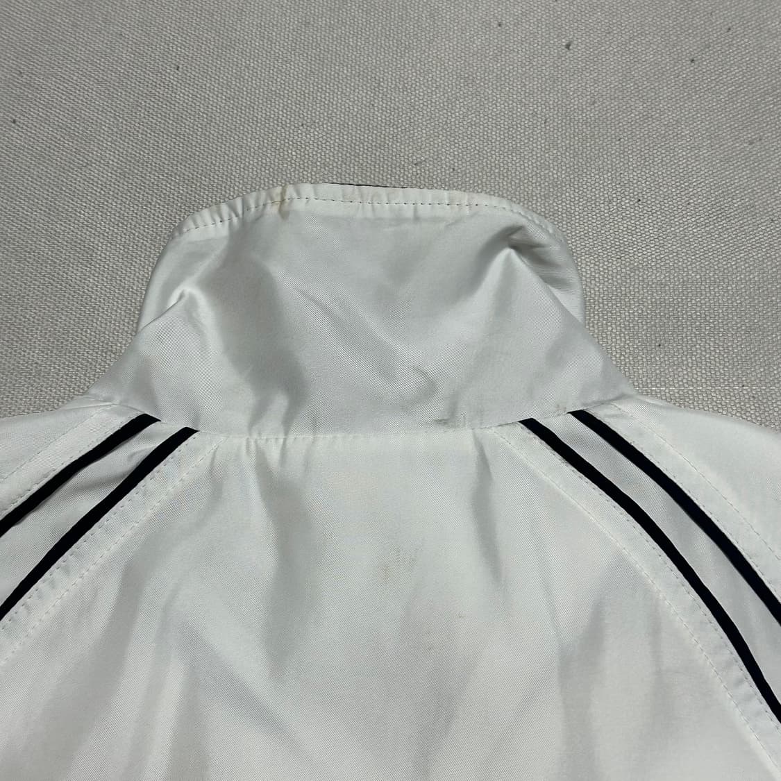 95 아디다스 첼시 화이트 바람막이 상품이미지9