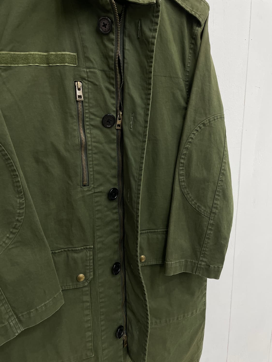 쟈딕앤볼테르 백 자수 별 패치 야상 코트 상품이미지8