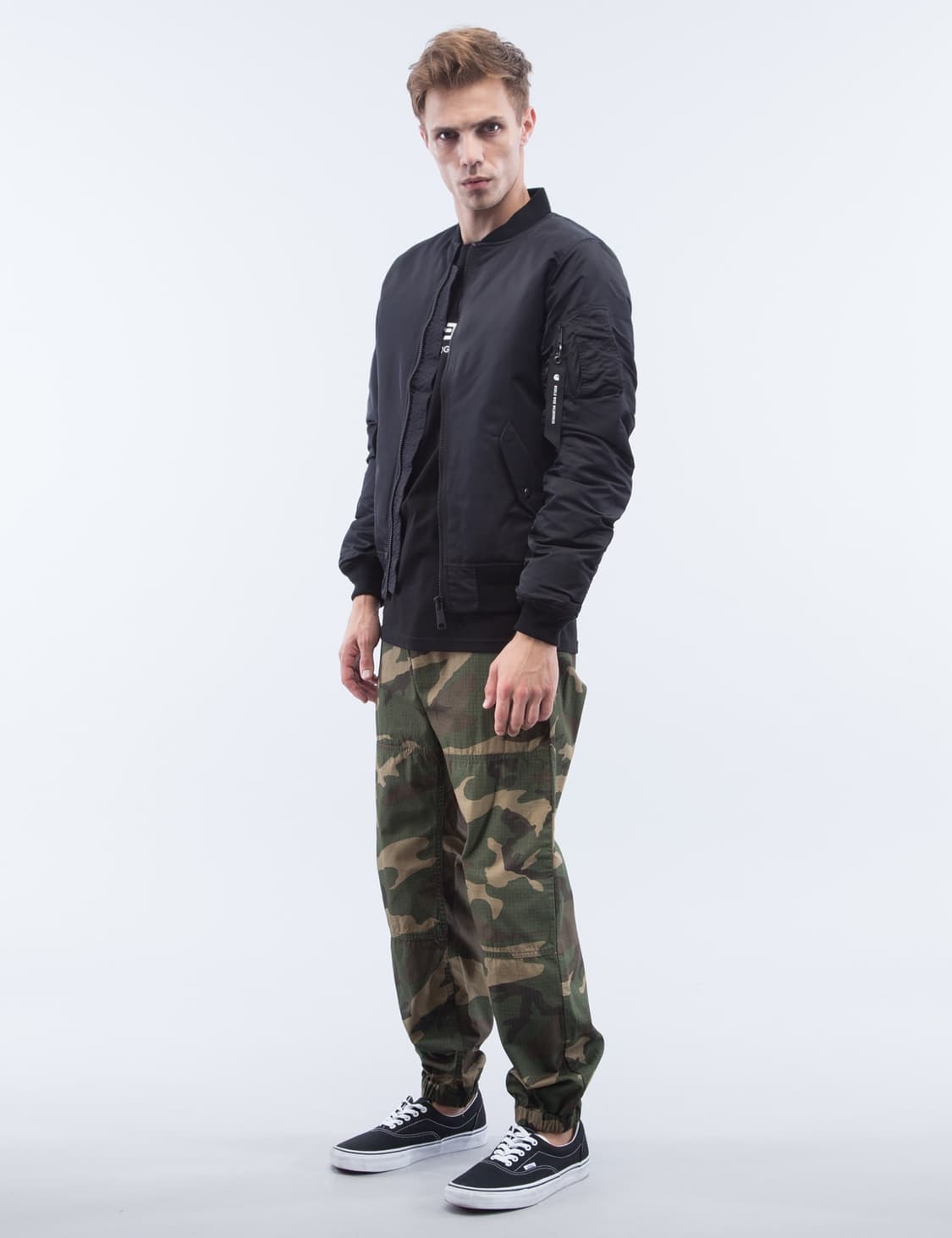 칼하트 Ashton Bomber Jacket 상품이미지1