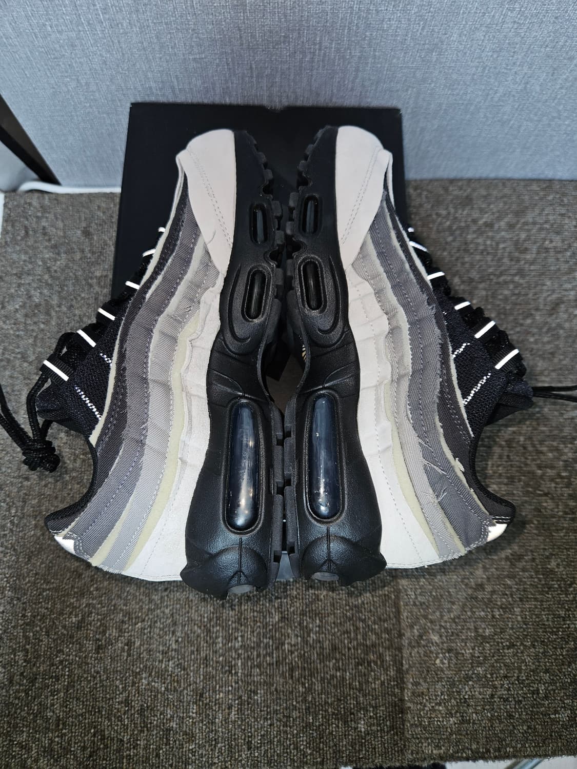 나이키 꼼데가르송 옴므 플러스 에어맥스95 차콜 남240 여245 상품이미지2