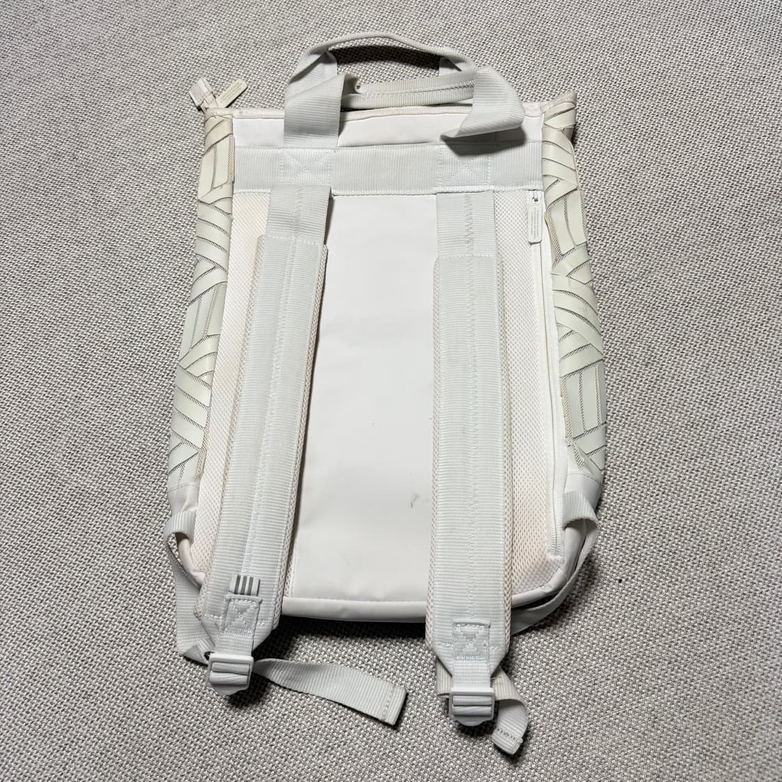아디다스 3D 롤탑 백팩 상품이미지8
