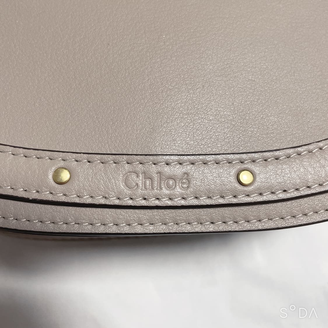 끌로에 나일백 연브라운 상품이미지2