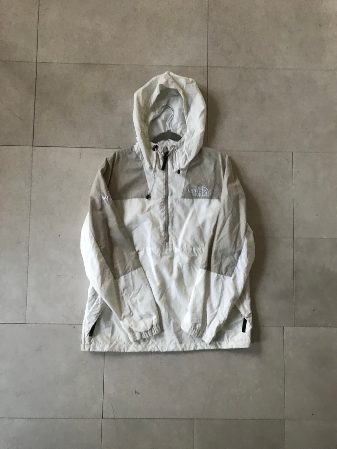 노페 고프코어 화이트 카키 반집업 바람막이 상품이미지7