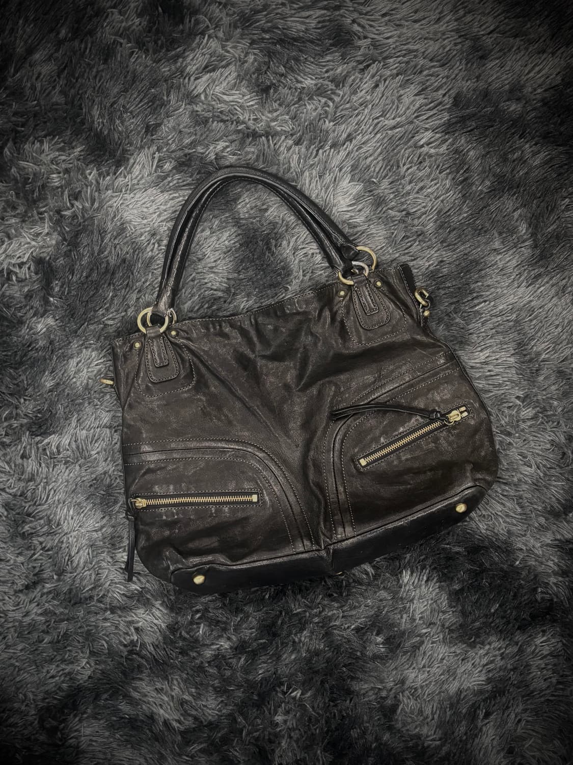 빈티지 블랙 레더 지퍼 디테일 숄더백 상품이미지1