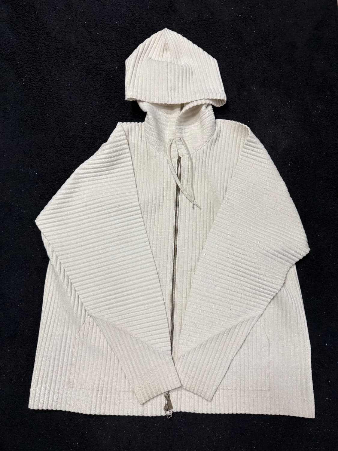 이세이미야케 옴므플리세 울라이크 후드집업 상품이미지1