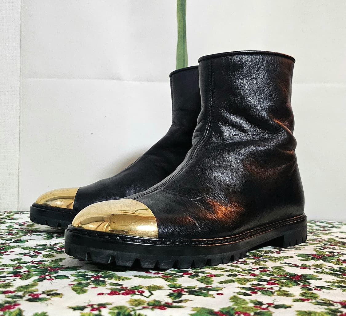 Giuseppe Zanotti 쥬세페자노티 블랙 가죽 골드토 앵클 부츠 상품이미지1