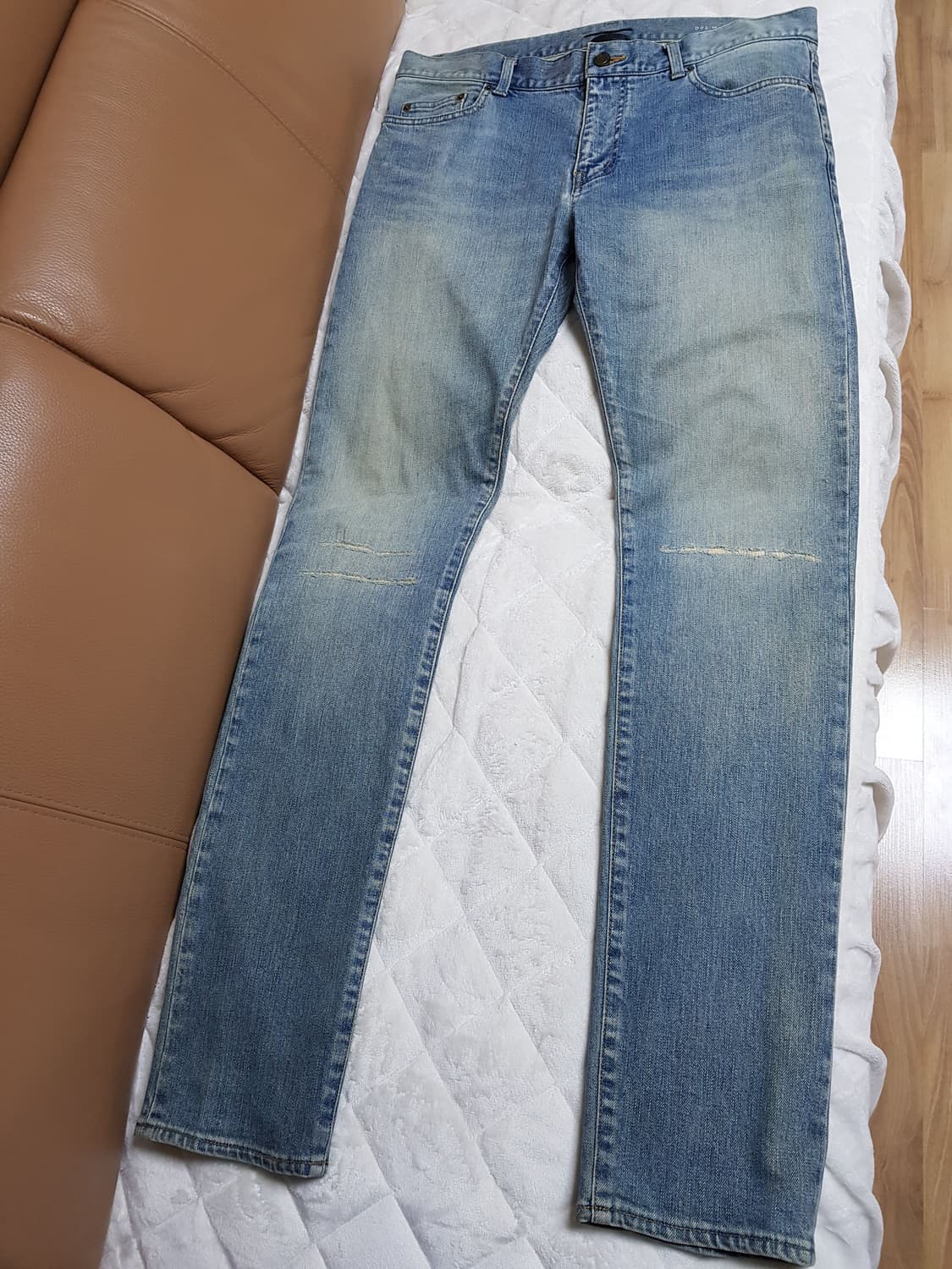 생로랑 무릎 디스 덧댐 진 데님 팬츠 청바지 상품이미지1