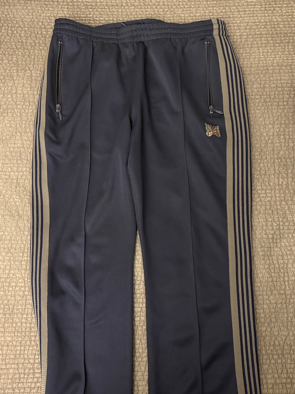 니들스 트랙팬츠 네이비 내로우핏 L 상품이미지2