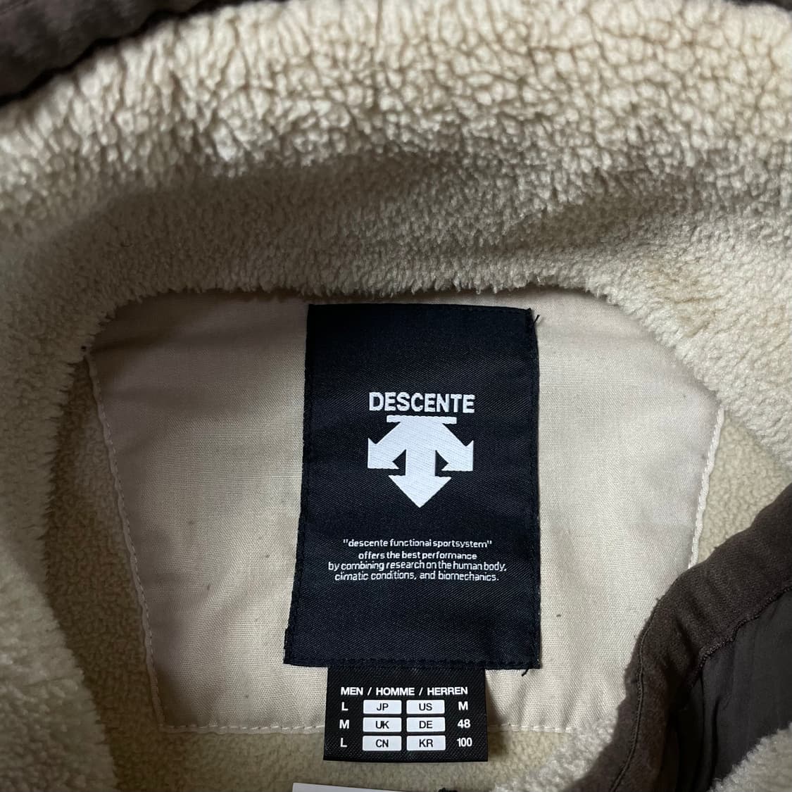 데상트 베이지 캐나다 플리스 집업 자켓 100 상품이미지5