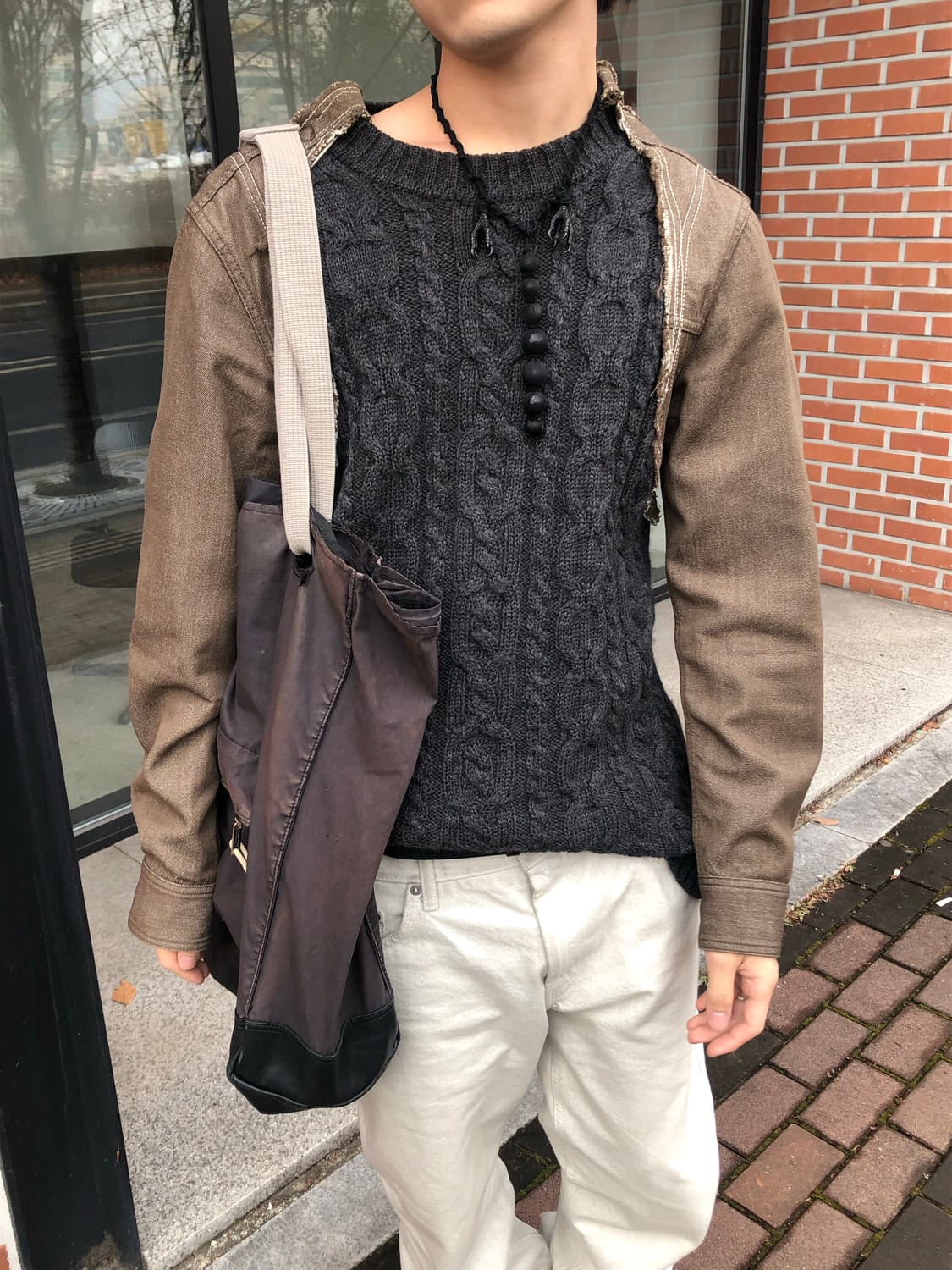 크리스 반 아쉐 이스트팩 페이딩 숄더백 상품이미지2