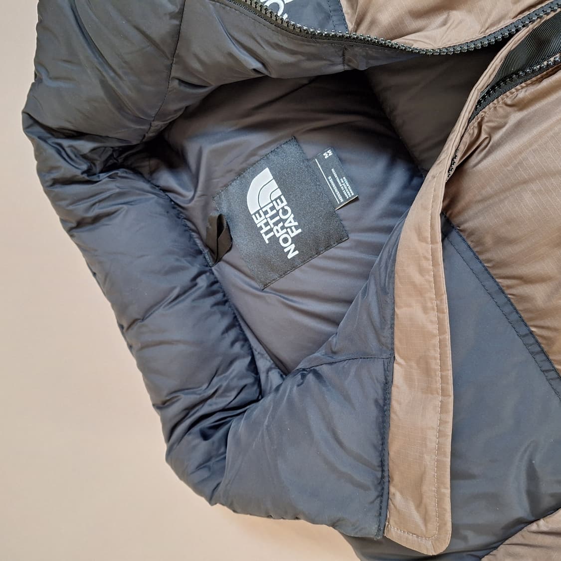 노스페이스 해외판 눕시 스모키브라운 M사이즈 상품이미지5