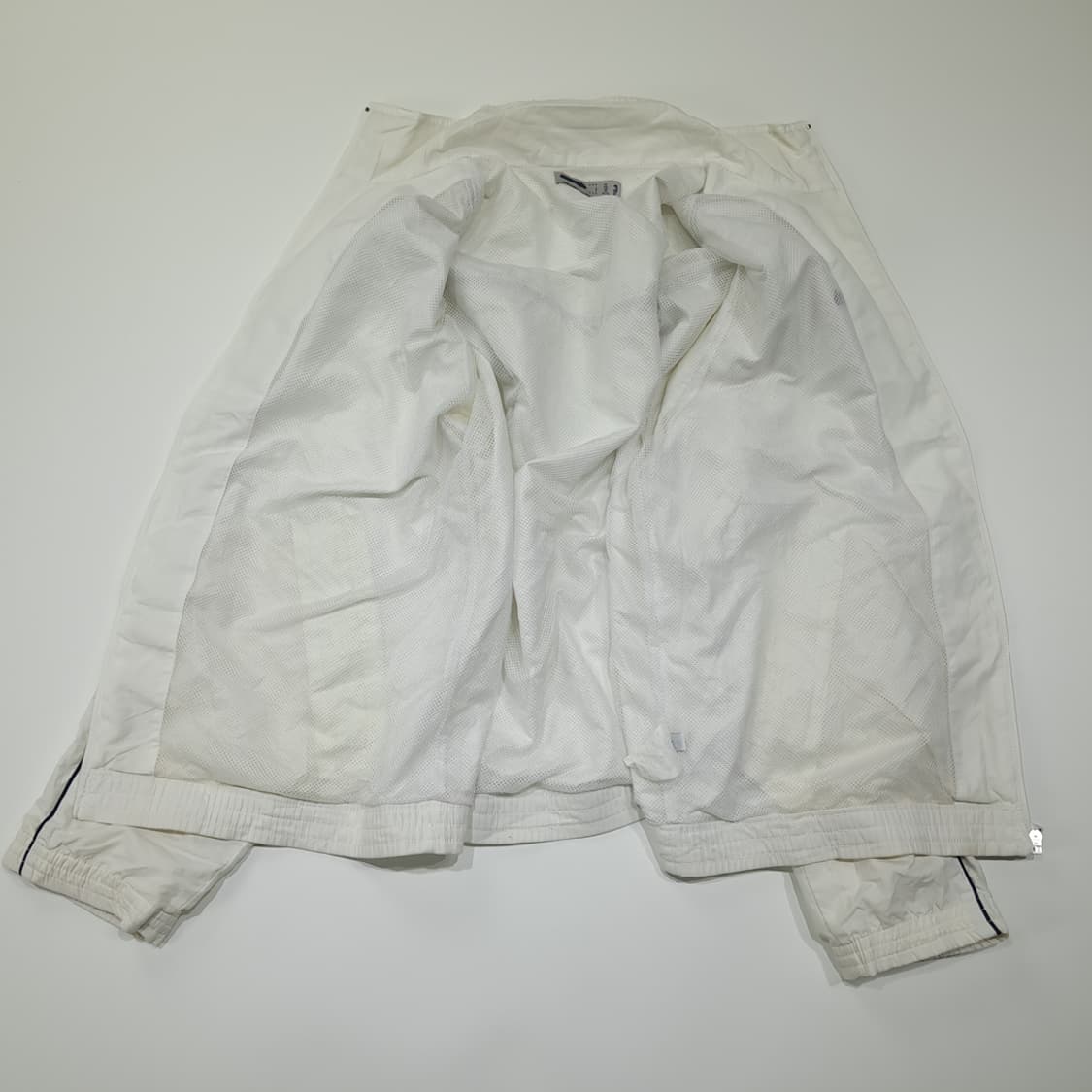 CL600 M 휠라 90s 말레이시아판  메쉬 라이닝 화이트 바람막이  상품이미지6