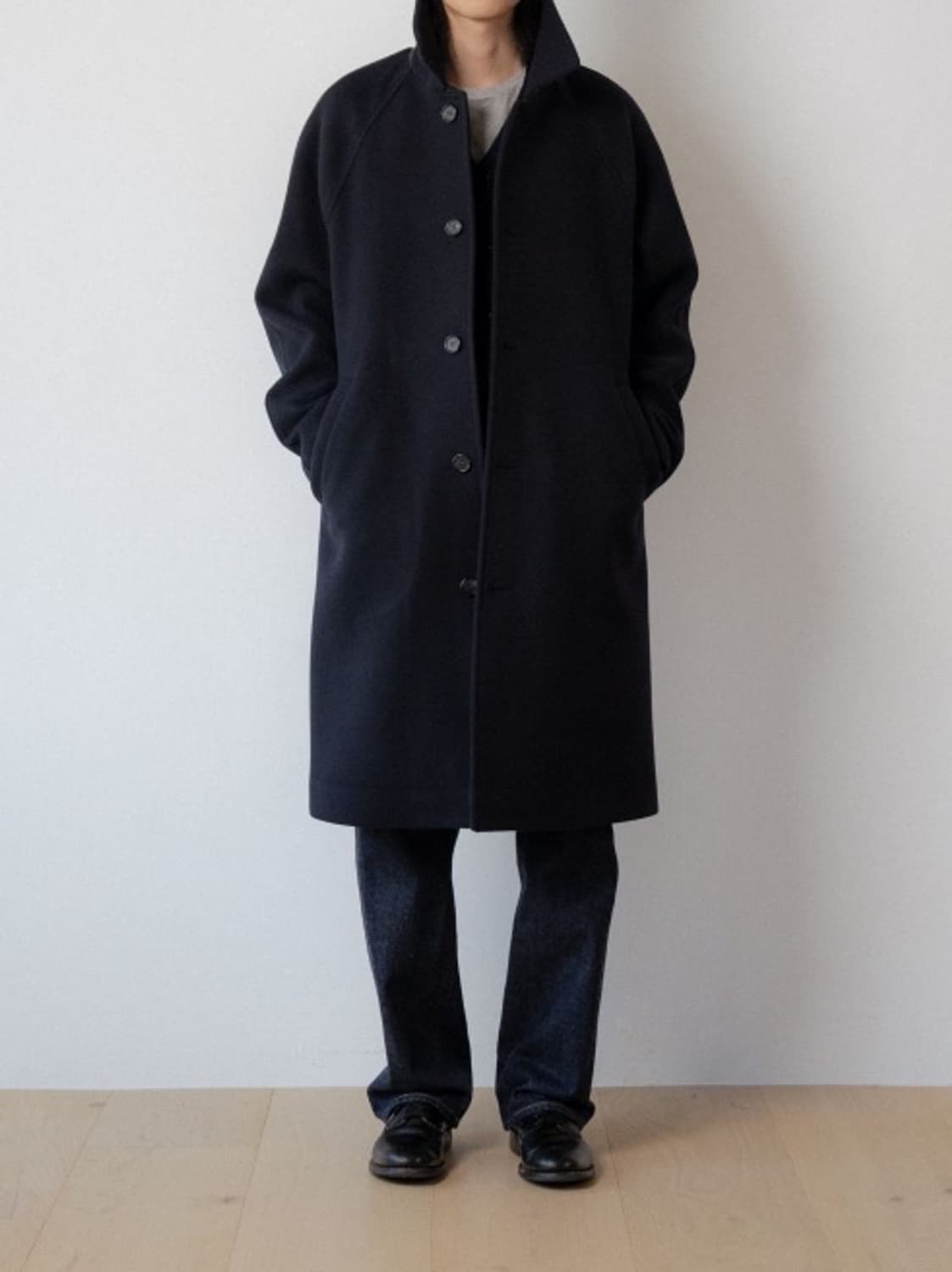 우드비 울 모사 레더 트림 코트 네이비색상 2사이즈 상품이미지5