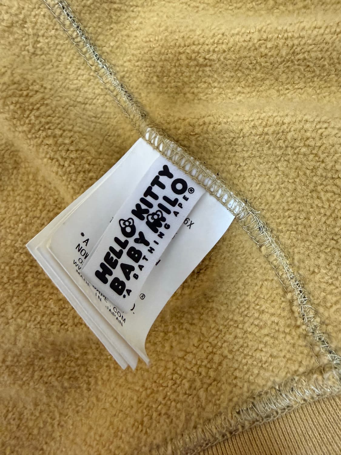 베이프 정품 키티 콜라보 후드집업 황계 상품이미지5