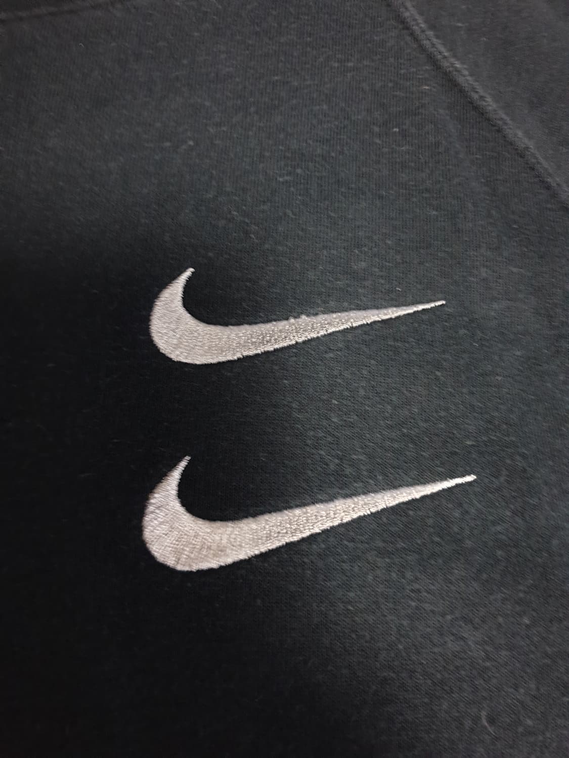 나이키 더블스우시 퓨추라 크루 맨투맨 블랙(XXL) CJ4872-010 상품이미지3