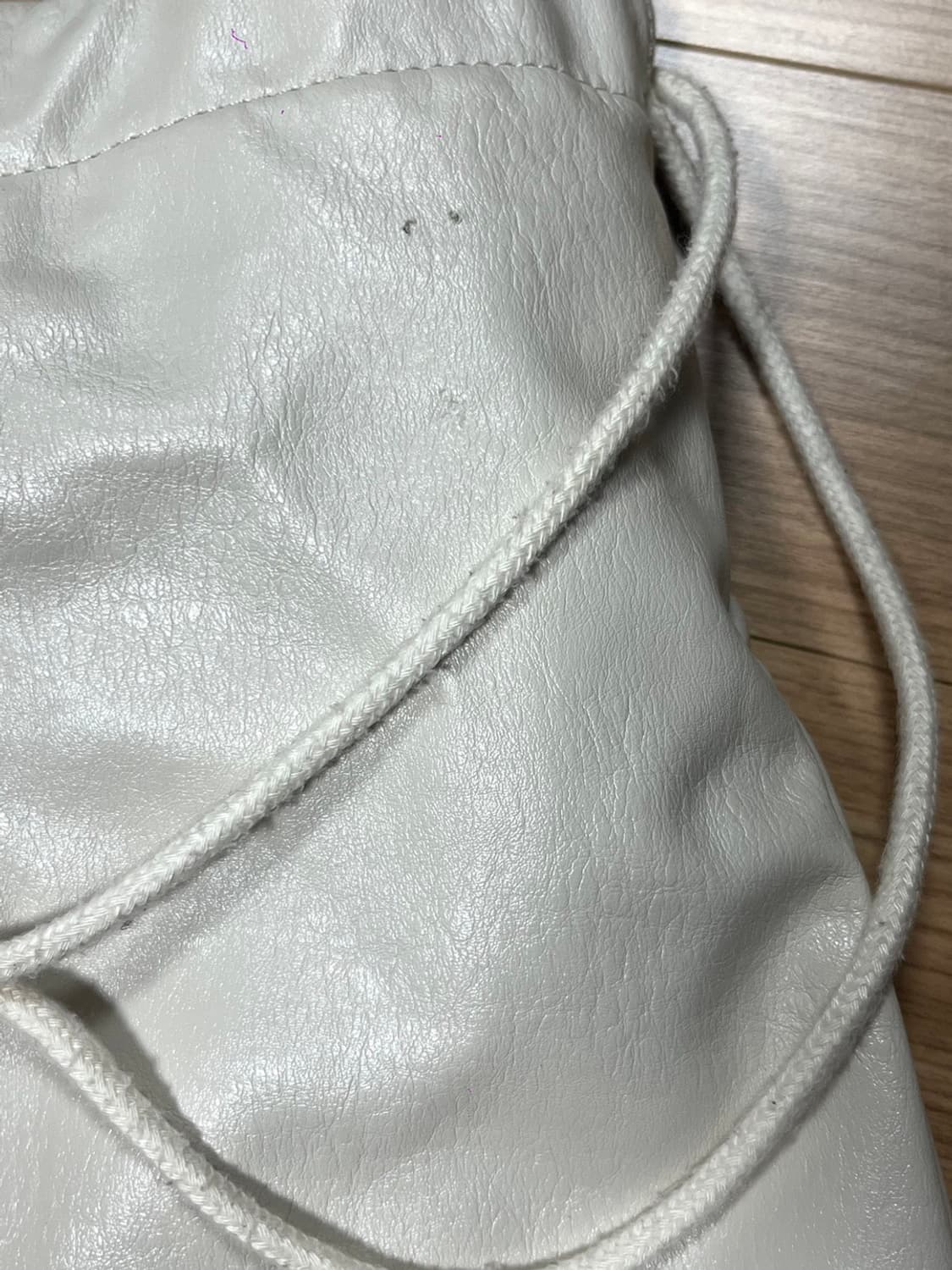 필인더블랭크 가방 Crinkle Gym Bag (M) 상품이미지5
