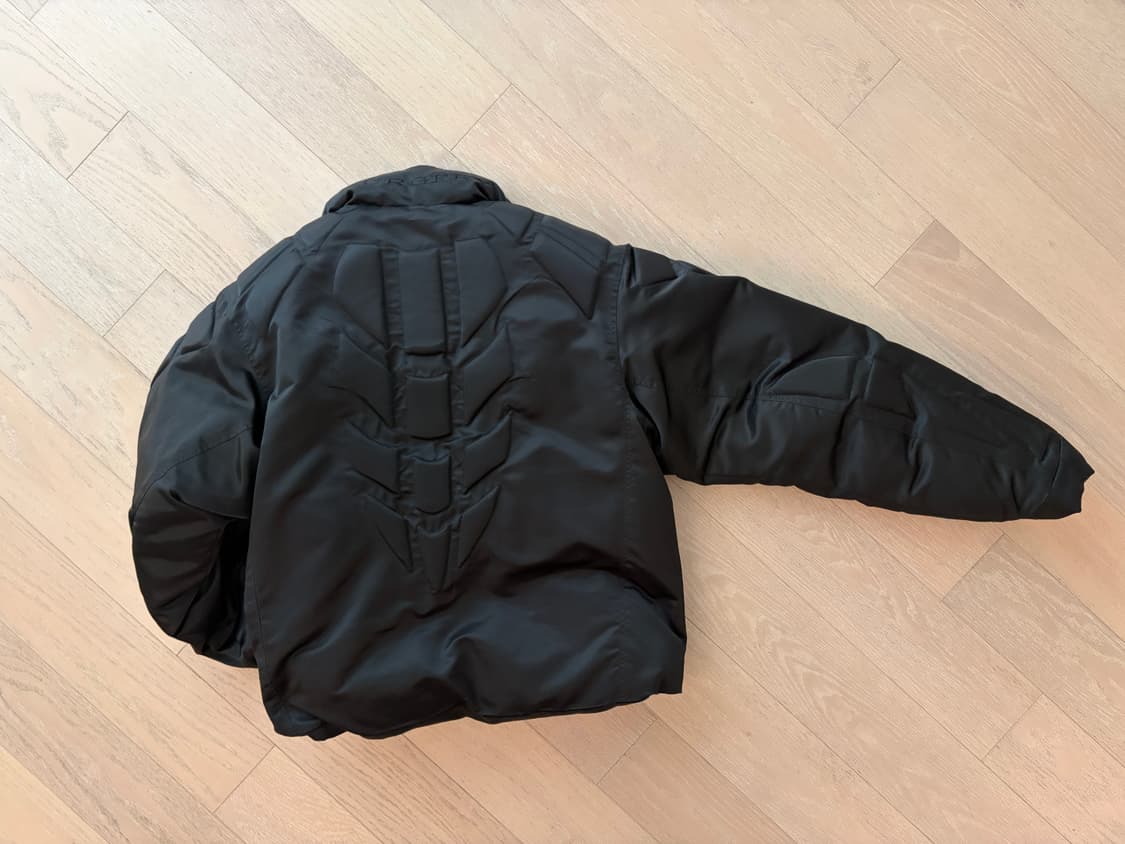 L 써저리 바이커 엠보싱 푸퍼 자켓 상품이미지3