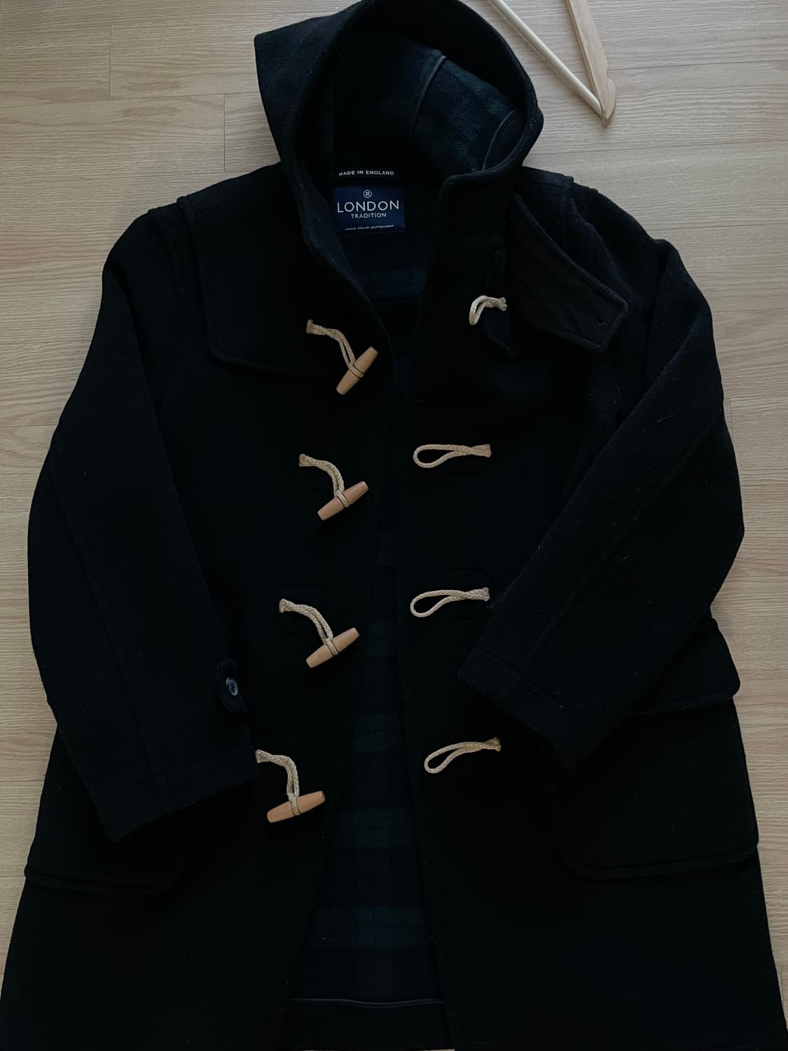 London tradition 런던 트레디션 블랙 떡볶이 코트 44 상품이미지5