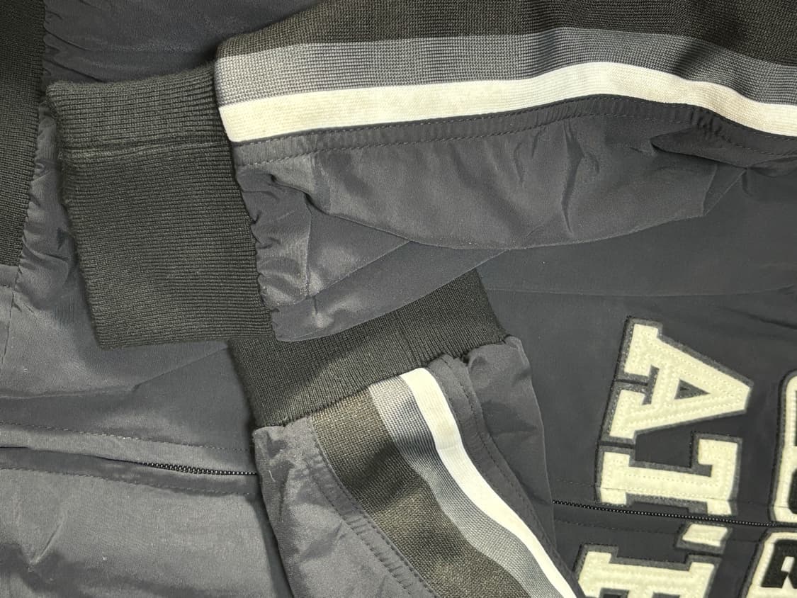 슈프림 아플리케 후드 트랙 자켓 블랙 - 23SS 상품이미지3