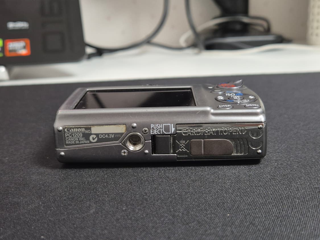 캐논 ixus850(익서스850) 빈티지카메라 판매합니다. 상품이미지4