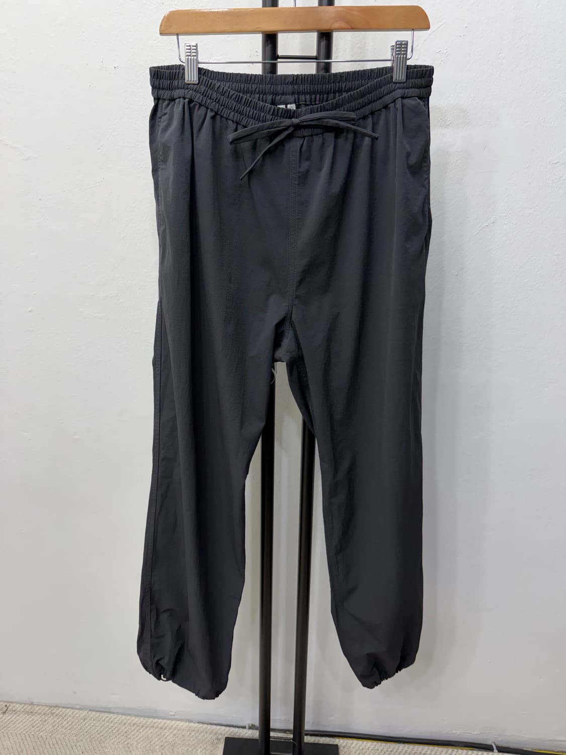 정품) 아르켓 남성 블랙 나일론 드로우스트링 스웻팬츠 M 상품이미지1