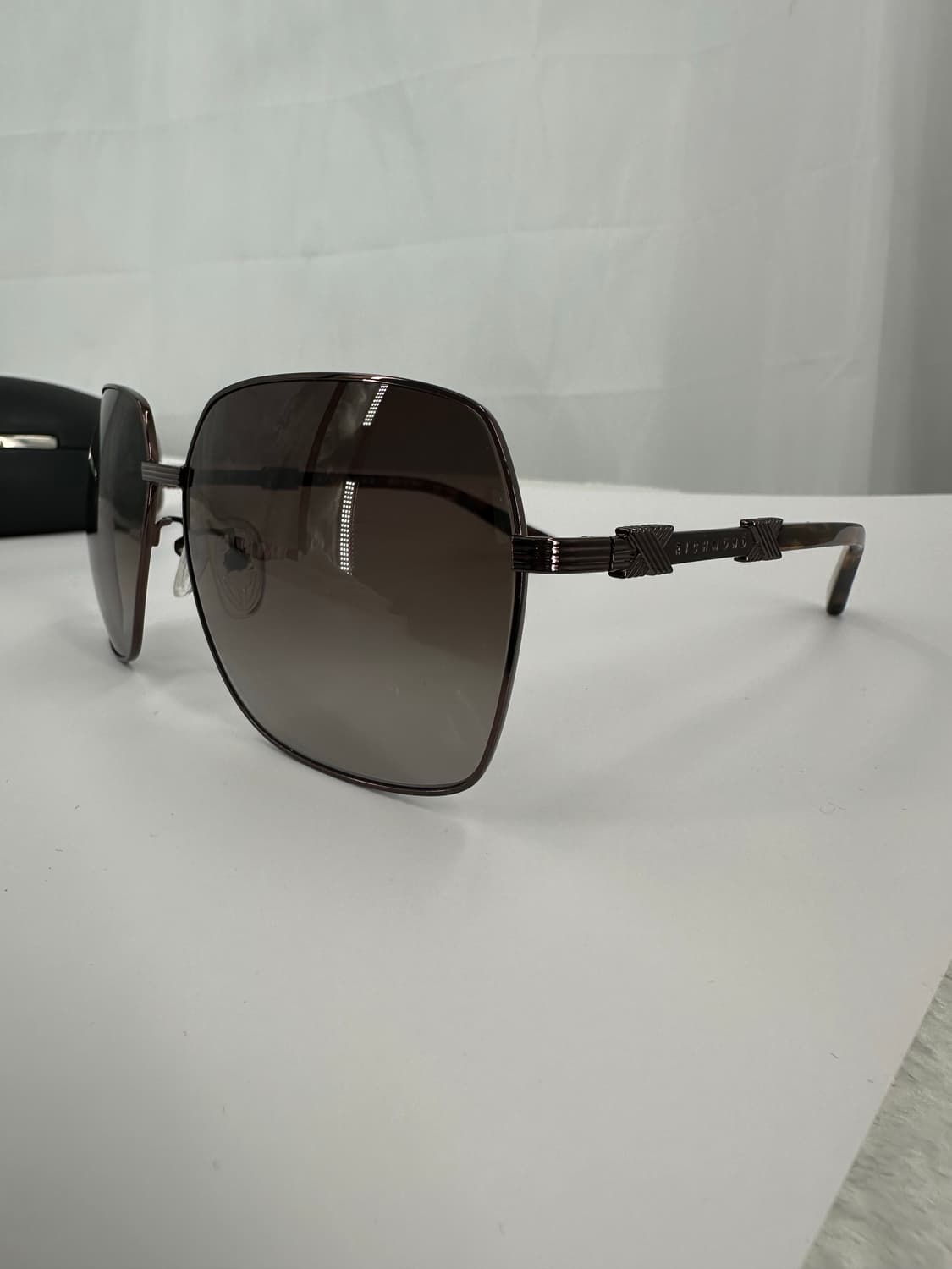 [새상품 무료배송] 정품 Made In Italy 존리치몬드 선글라스 상품이미지1