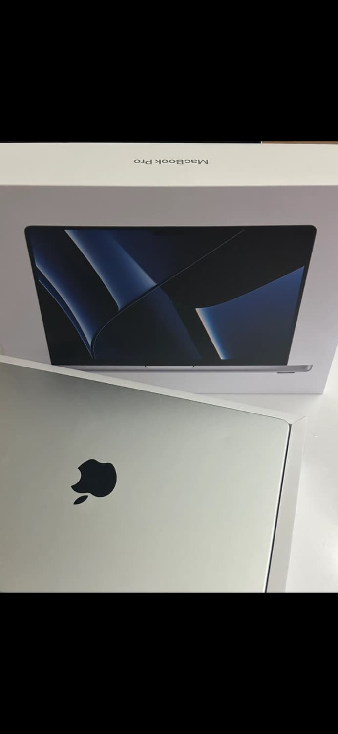 [최상급 상태] 맥북 프로14 M2 Pro / 16GB·512GB 상품이미지1