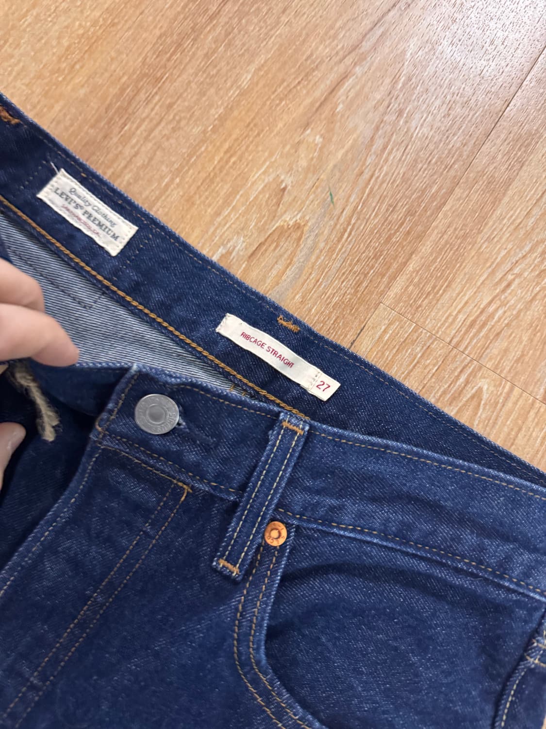 리바이스 프리미엄 여성데님 빅e 상품이미지2