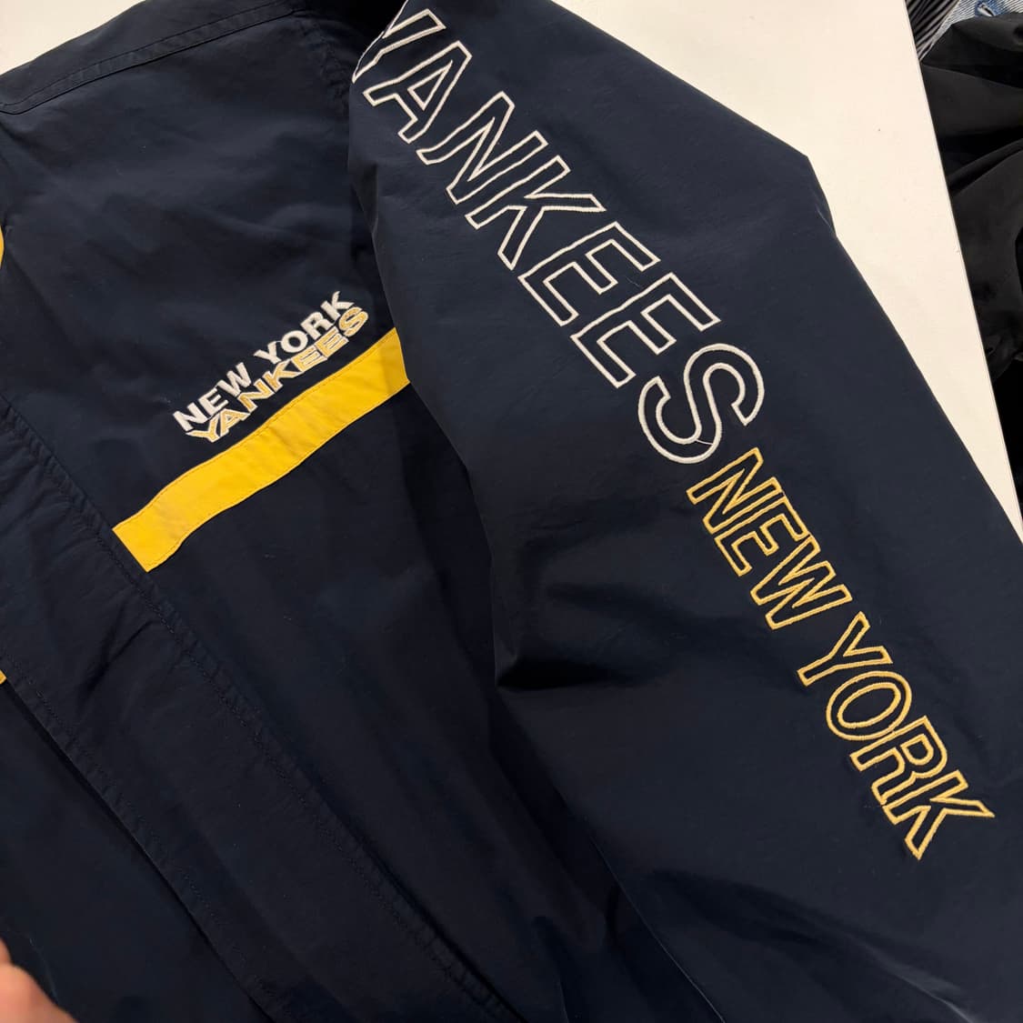 [100] MLB 뉴욕 양키스 네이비 바람막이 자켓 B485 상품이미지4