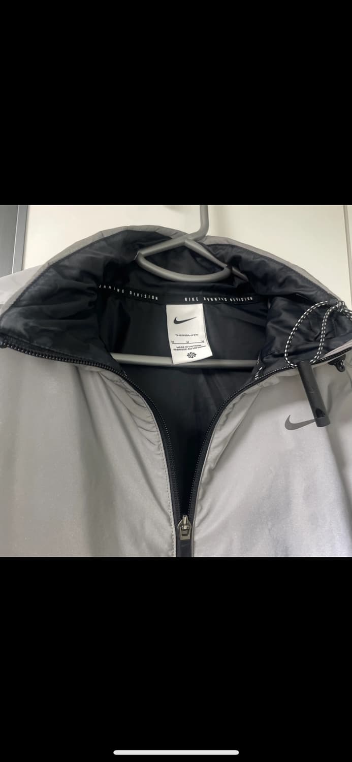 나이키 여성 써마핏 반사 러닝 패딩 재킷 M 상품이미지4