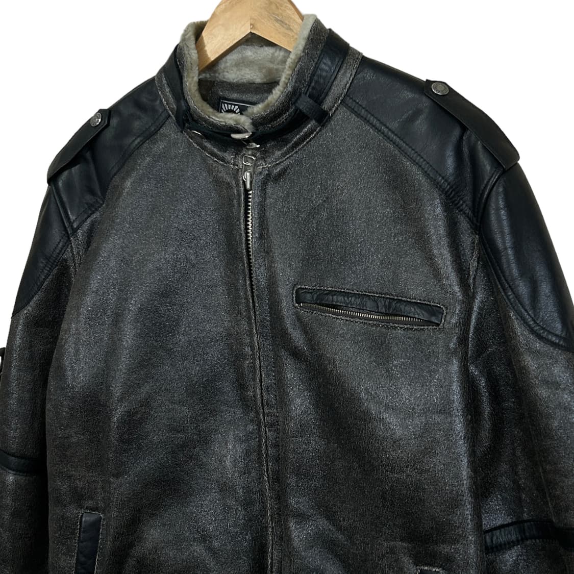 ALESES 챠콜 국산 기모 레더 자켓 새상품 L 상품이미지5