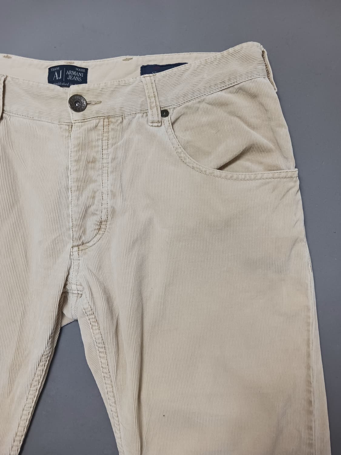 [33] 아르마니 진스 아이보리 J23 슬림핏 코듀로이 팬츠 상품이미지4