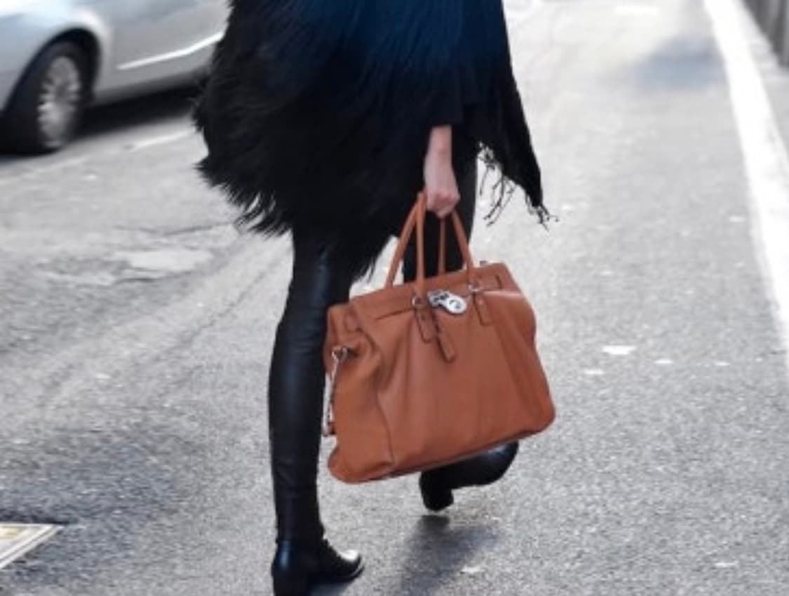 (새상품)마이클 코어스 해밀턴 가죽 토트 숄더백 골드 상품이미지10