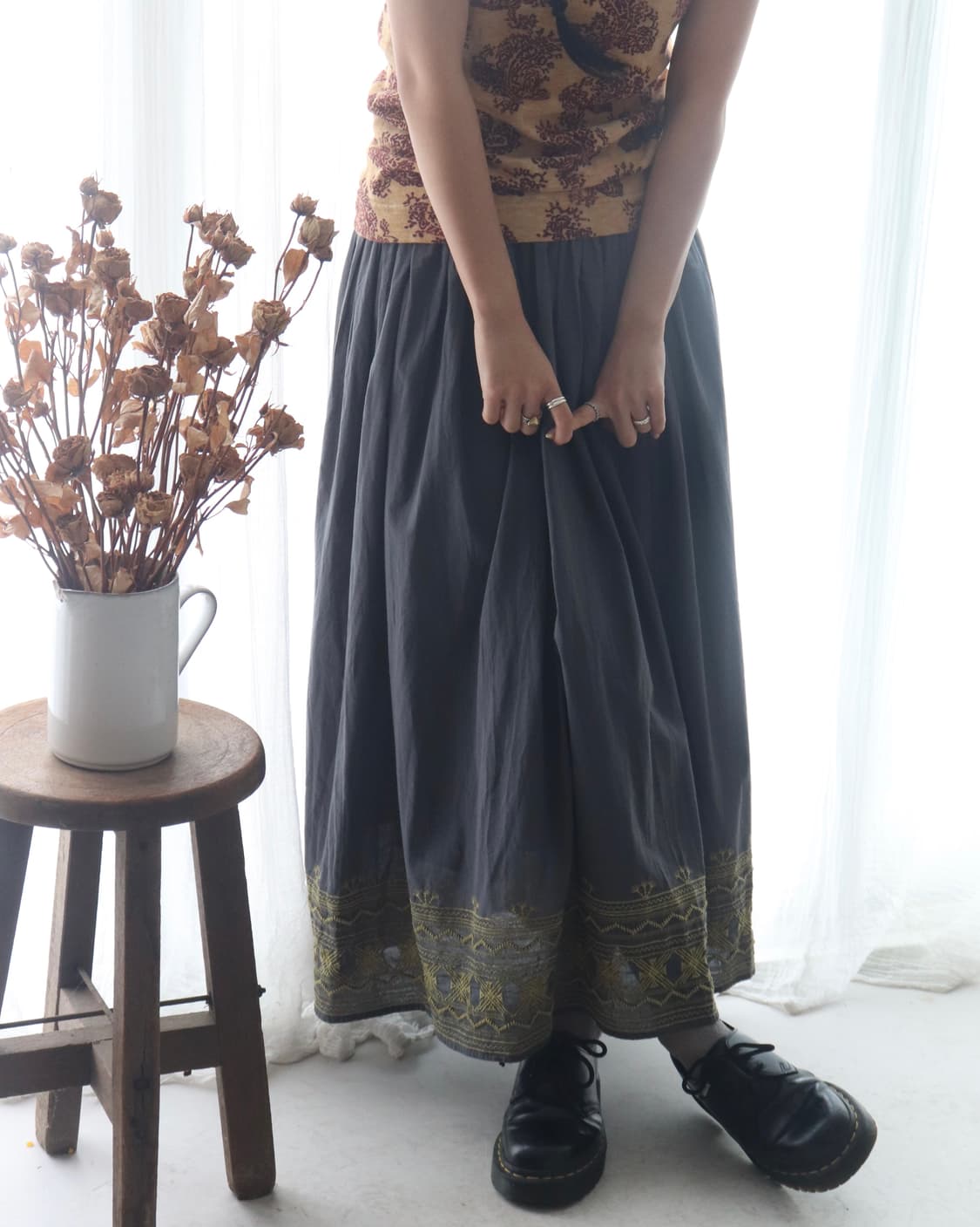 [Beams Heart] Ethnic Embroidery Skirt 상품이미지1